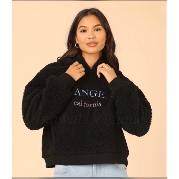 AnawatBoutique Tops - Gracie Sherpa Pullover Hoodie
